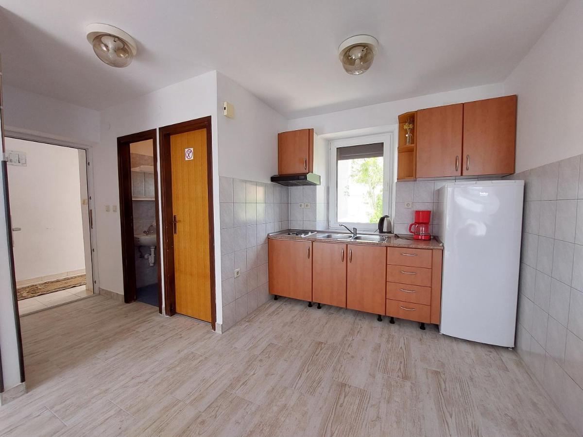 Apartments Ivan Čižići Esterno foto