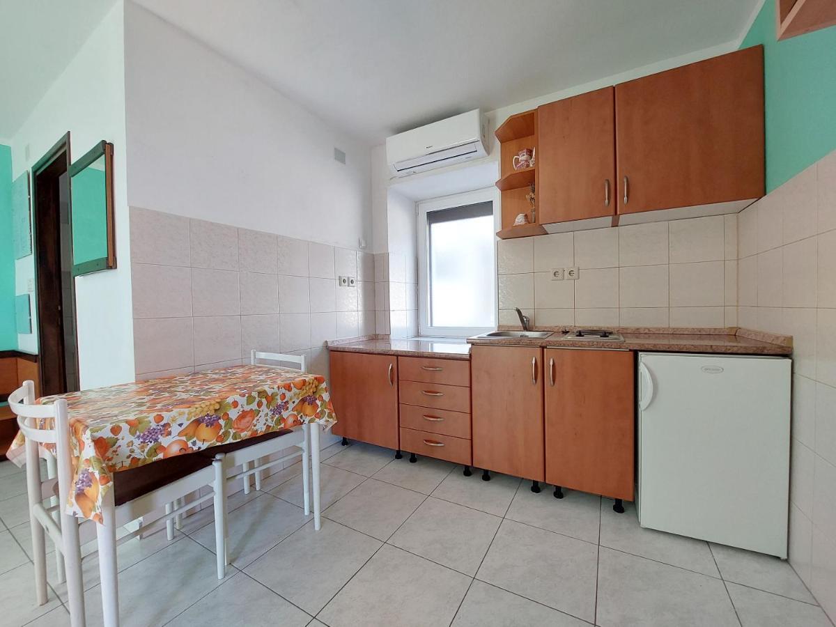 Apartments Ivan Čižići Esterno foto