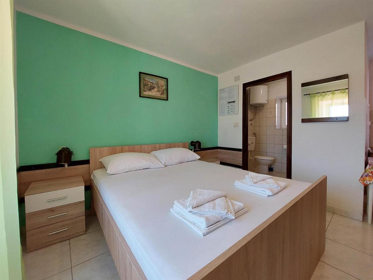 Apartments Ivan Čižići Esterno foto